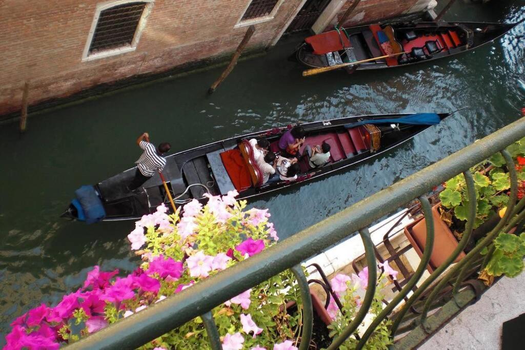 Leoncini With A Wonderful Canal View Венеция Экстерьер фото