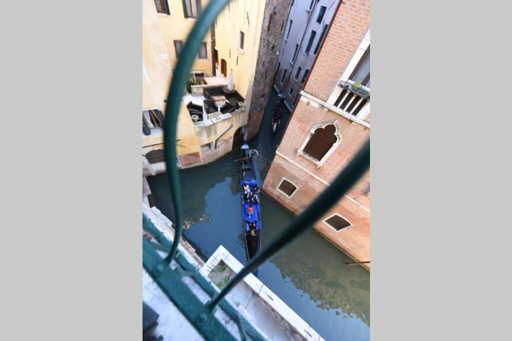 Leoncini With A Wonderful Canal View Венеция Экстерьер фото